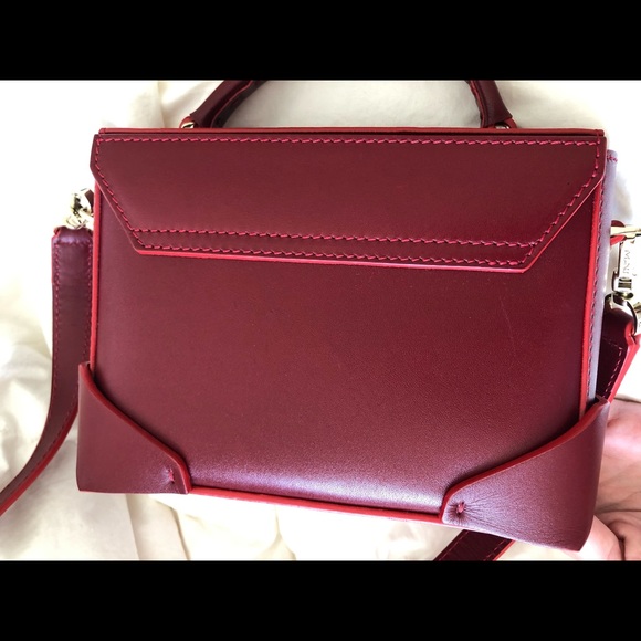 Manu Atelier micro bold crossbody in red - Picture 5 of 13